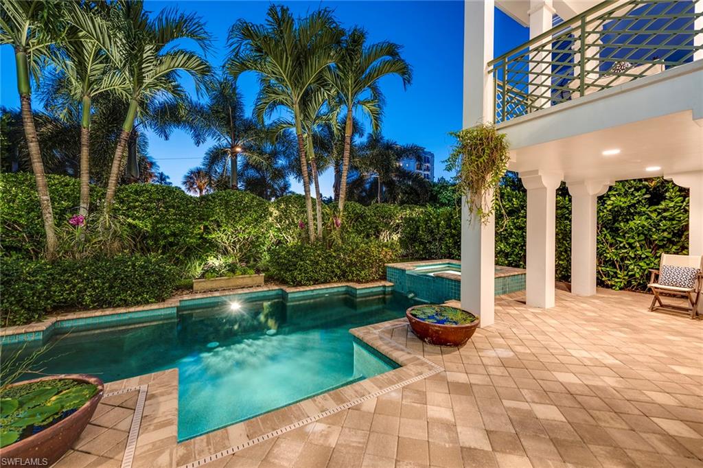NAPLES CASAMORE - Residential