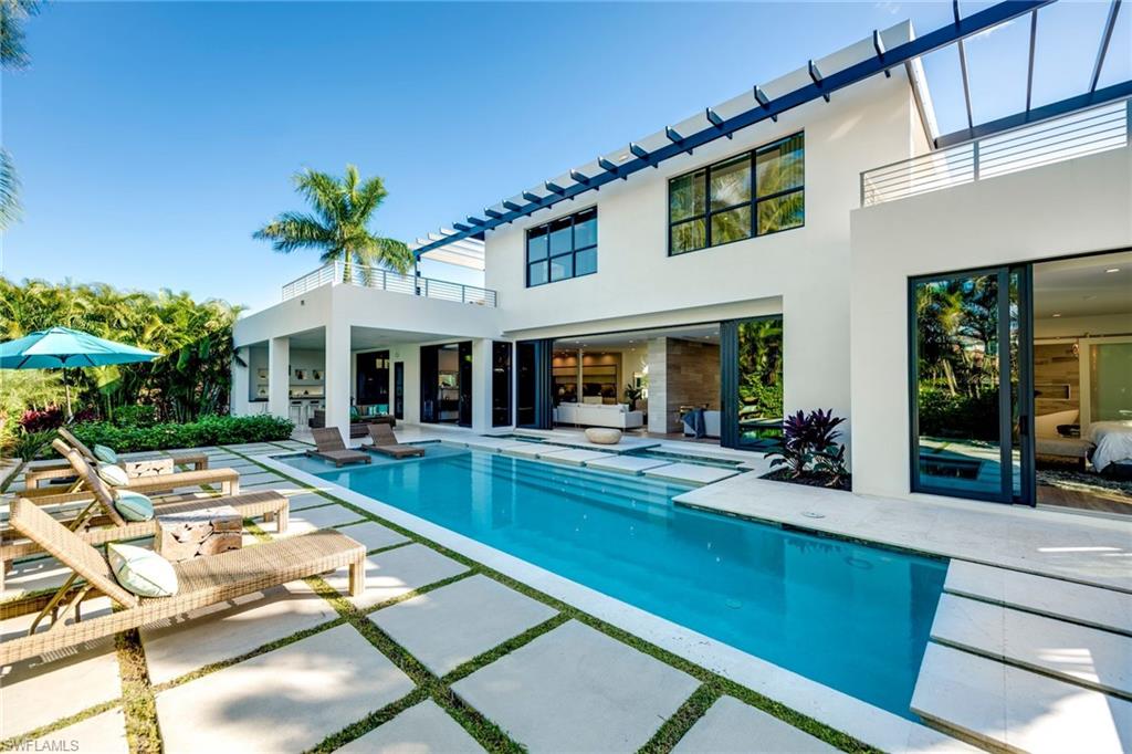 PARK SHORE - Residential