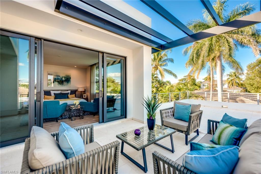 PARK SHORE - Residential