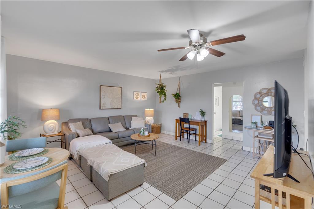 CAPE CORAL - Residential Lease