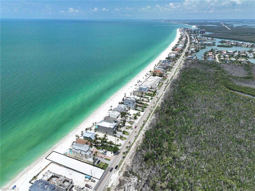 BONITA BEACH - Land