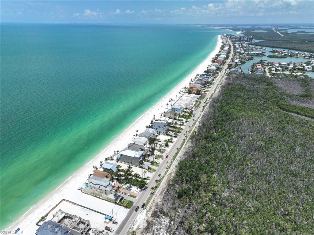 BONITA BEACH - Land