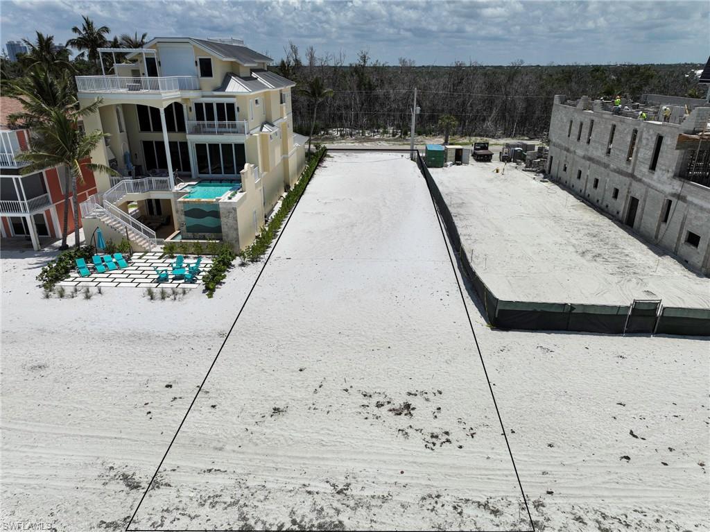 BONITA BEACH - Land