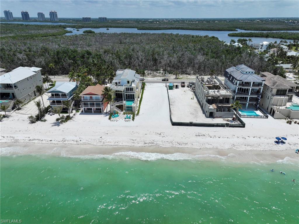 BONITA BEACH - Land