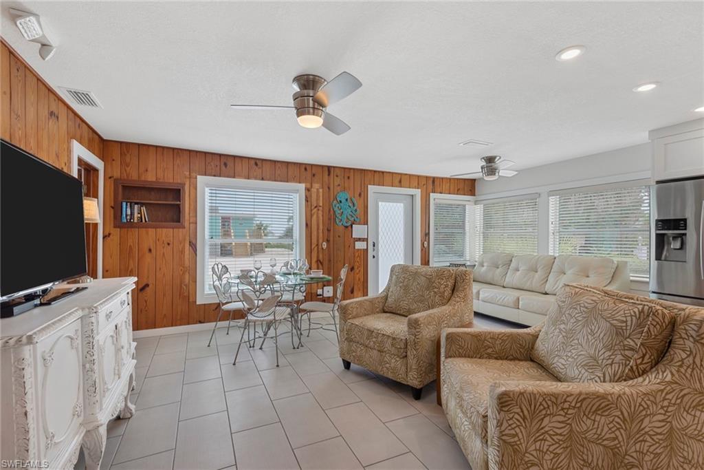MCPHIE PARK - Residential