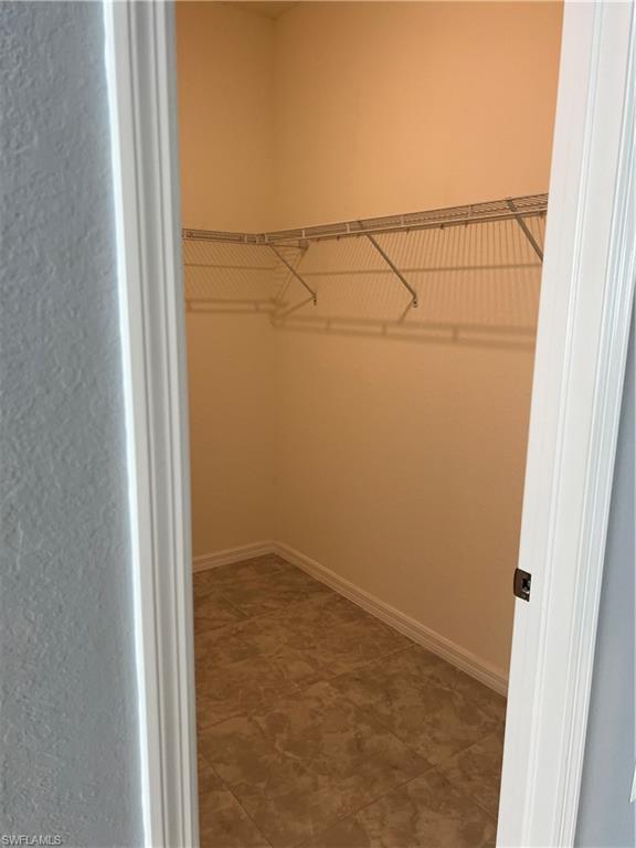 CASTALINA - Residential Lease