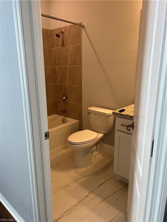 CASTALINA - Residential Lease