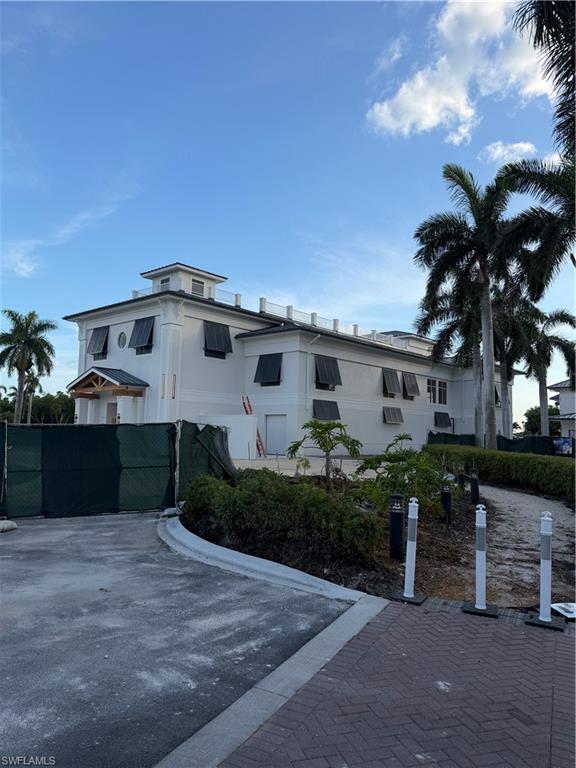 WINDWARD CAY - Residential