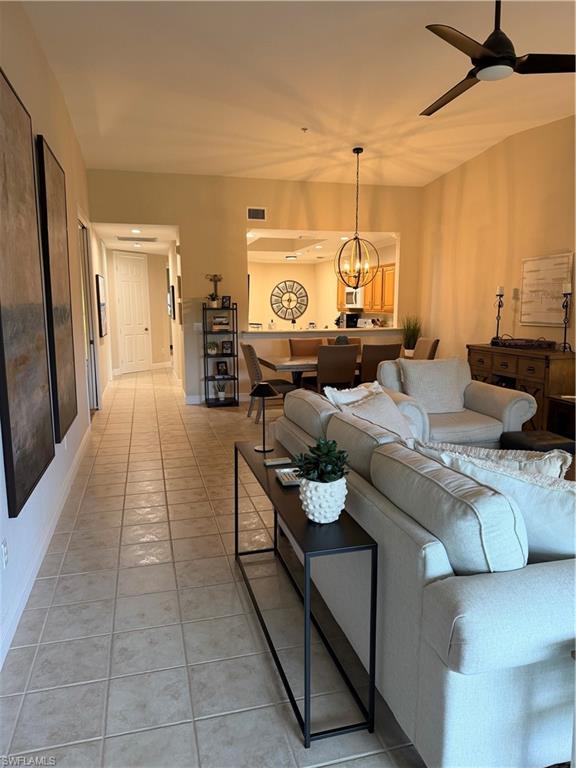 WINDWARD CAY - Residential