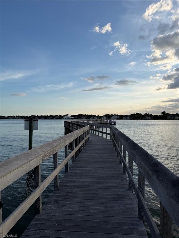 WINDWARD CAY - Residential