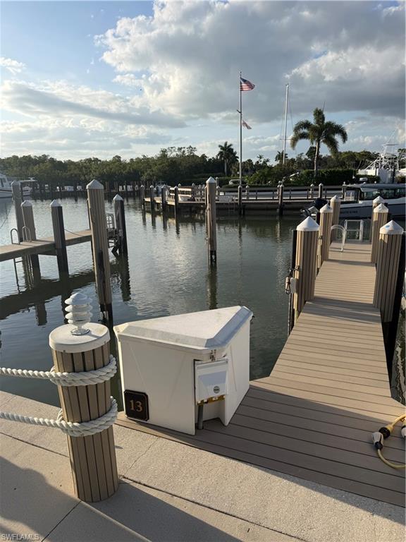 WINDWARD CAY - Residential