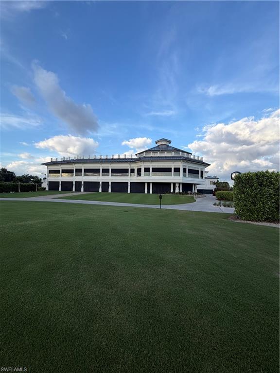 WINDWARD CAY - Residential