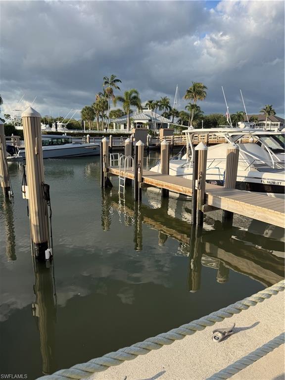 WINDWARD CAY - Residential
