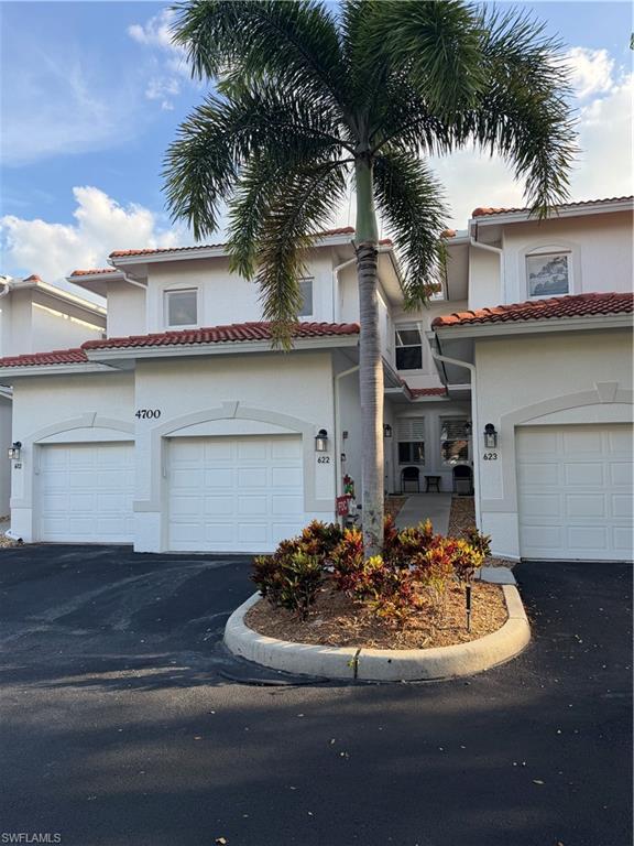 WINDWARD CAY - Residential