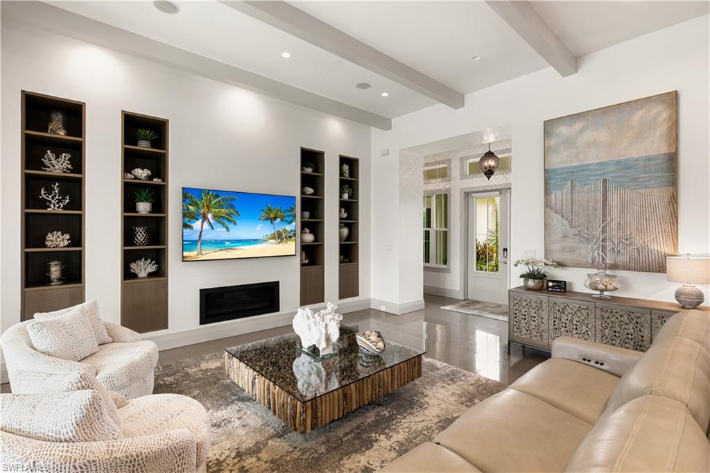 SPARROW CAY - Residential