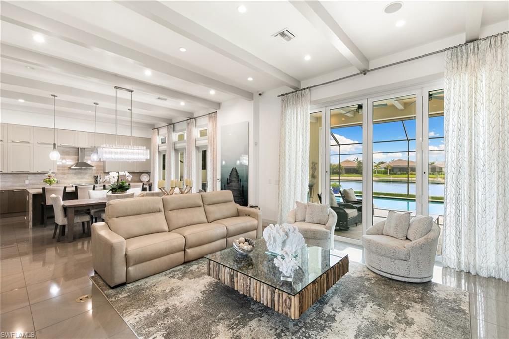 SPARROW CAY - Residential