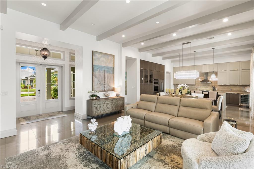 SPARROW CAY - Residential