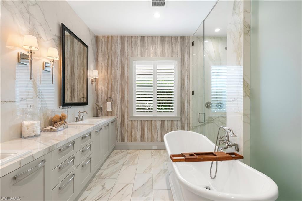 SPARROW CAY - Residential
