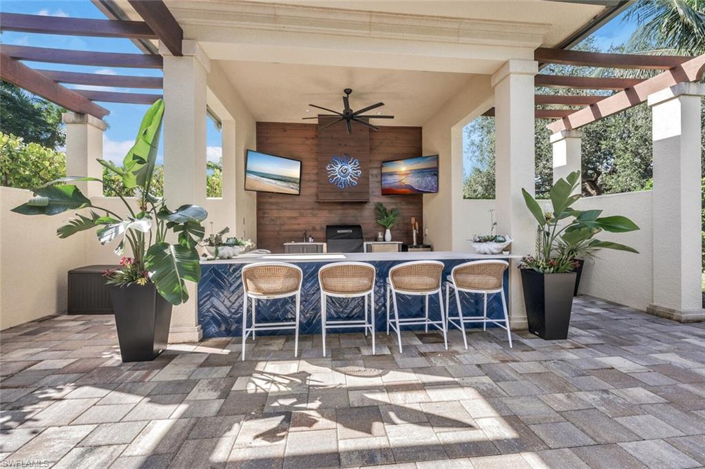 QUAIL WEST - Residential
