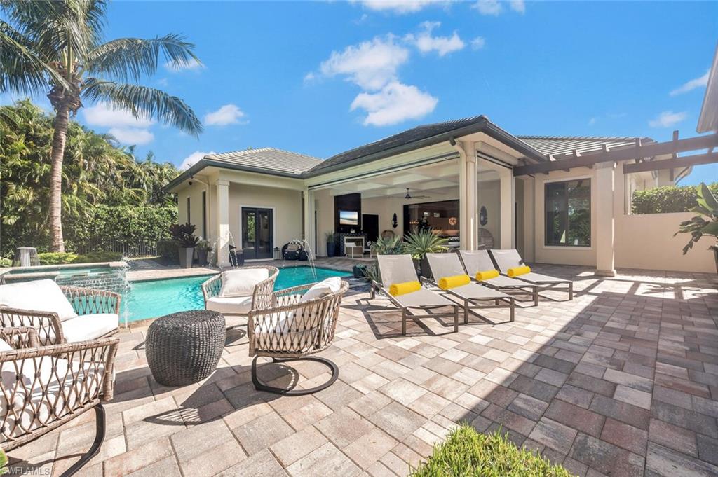 QUAIL WEST - Residential