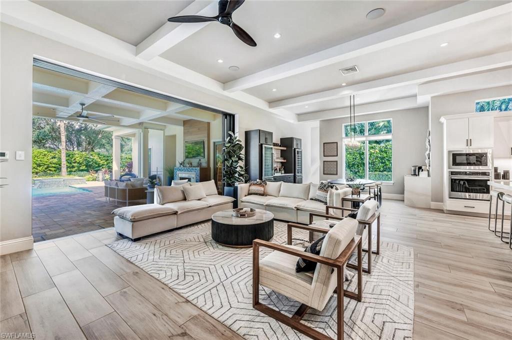 QUAIL WEST - Residential