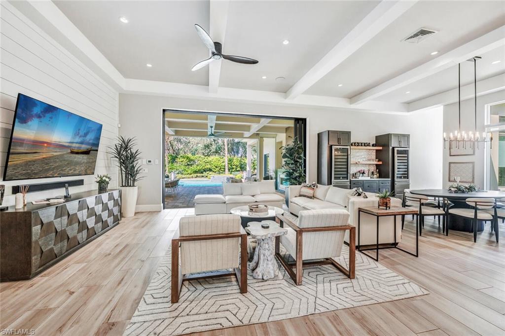 QUAIL WEST - Residential