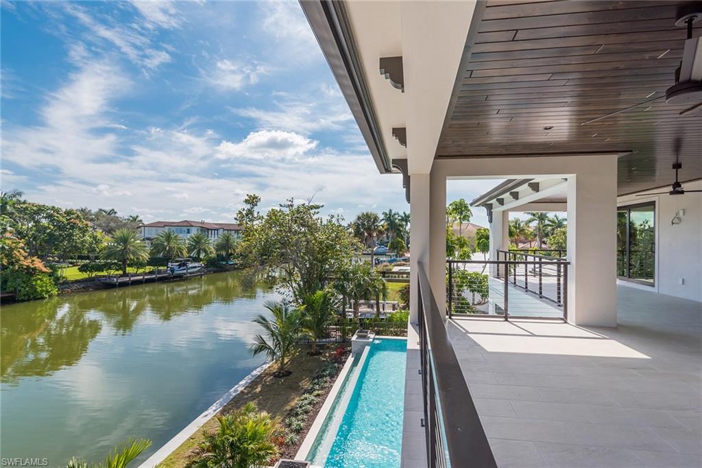AQUALANE SHORES - Residential