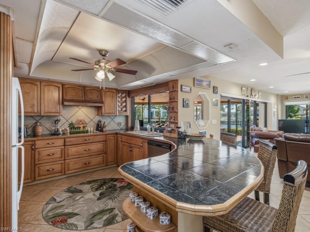 MARCO ISLAND - Residential