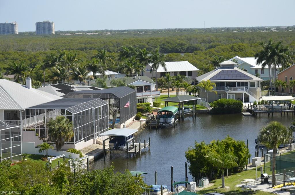 BEACH AND TENNIS CLUB - Residential
