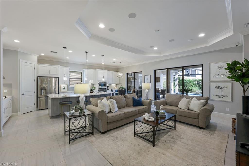 ESPLANADE - Residential
