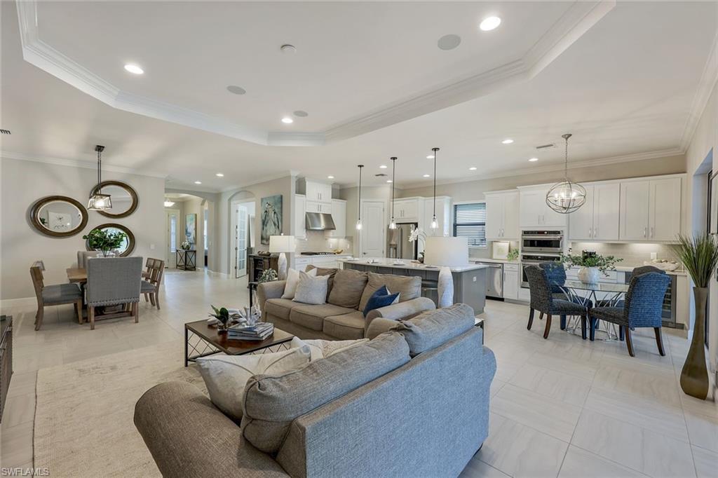 ESPLANADE - Residential