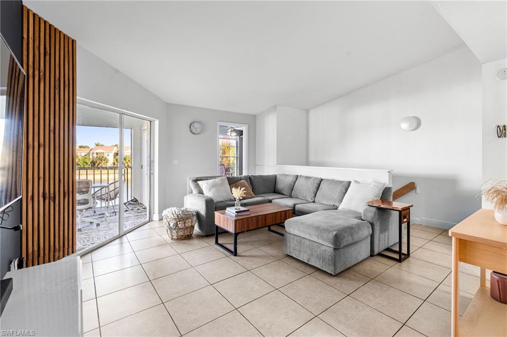 GRANADA LAKES - Residential