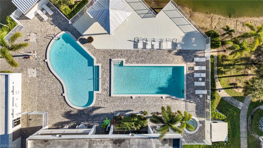 GRANADA LAKES - Residential