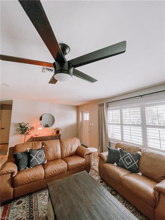 FORT MYERS SHORES - Residential