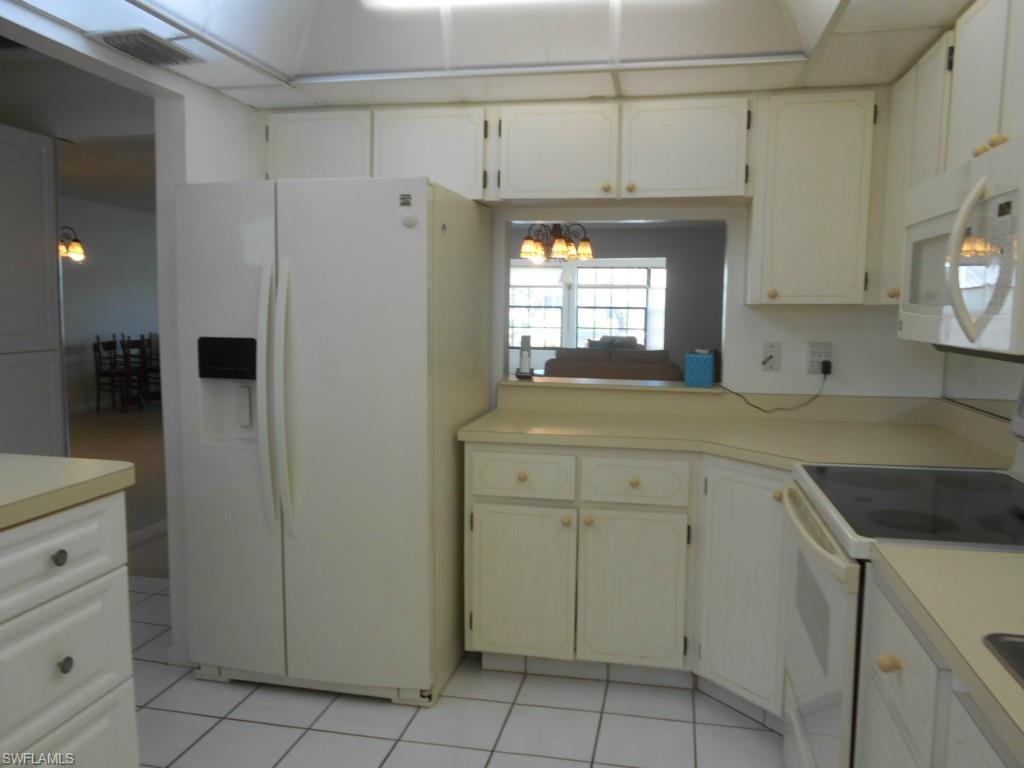 MYERLEE PARK HOMES CONDO - Residential