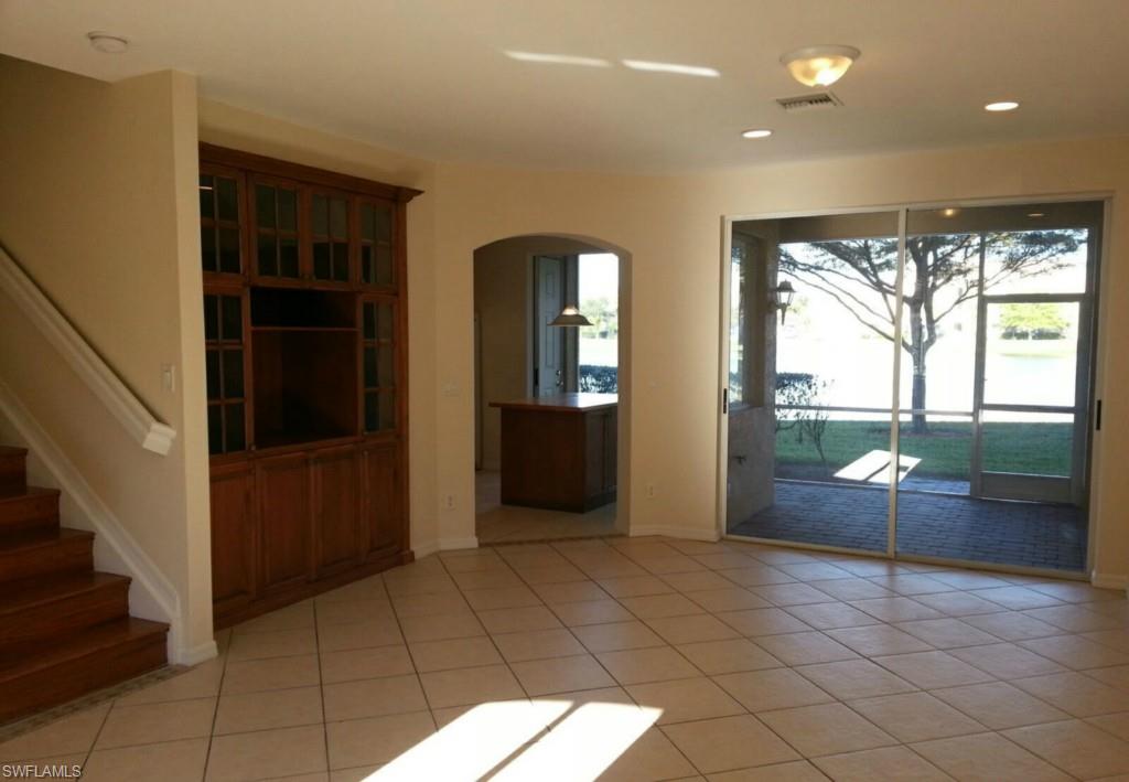 COLONNADE AT FORUM - Residential