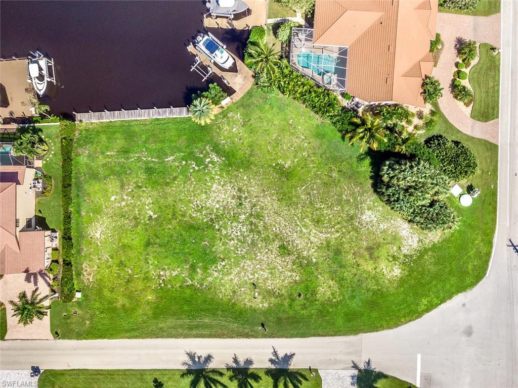 PALM ACRES - Land
