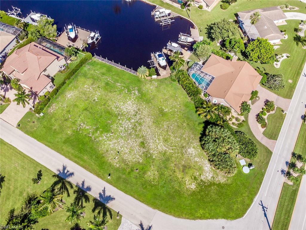 PALM ACRES - Land
