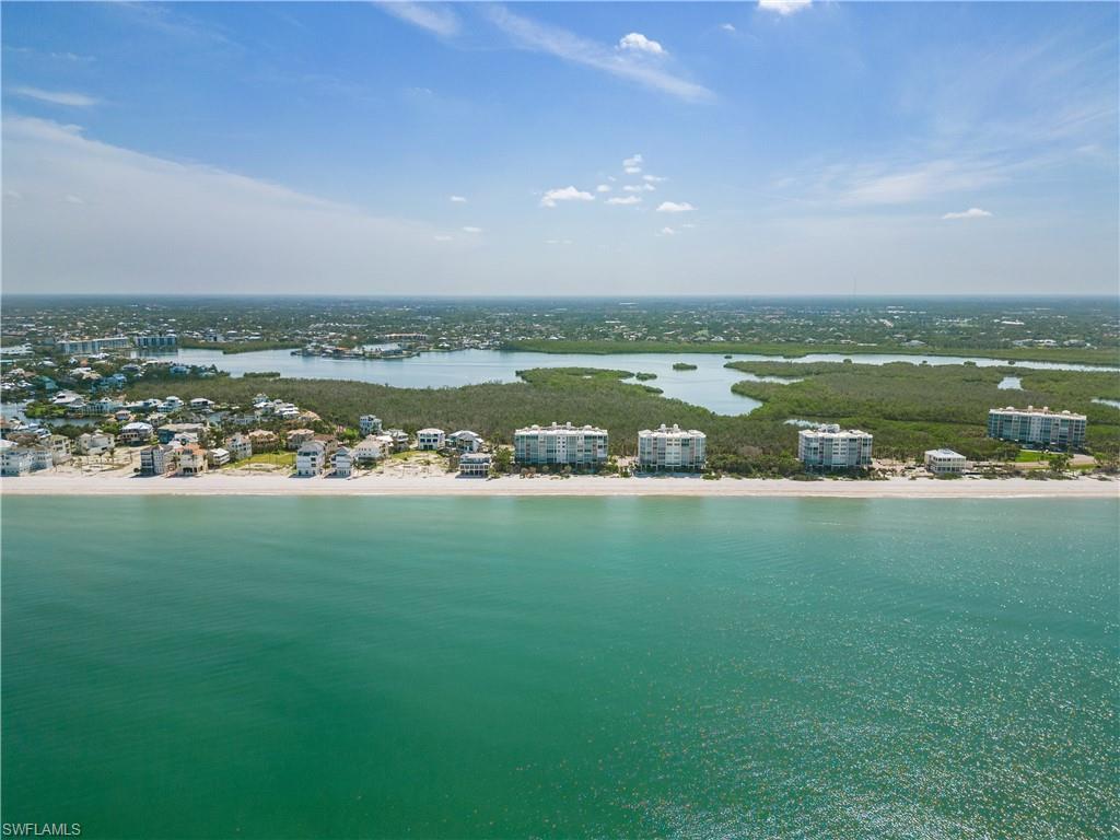 BAREFOOT BEACH CLUB - Residential