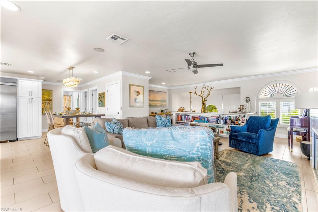 LITTLE HICKORY SHORES - Residential