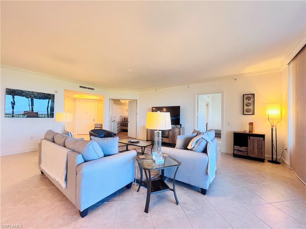 FLORENCIA - Residential Lease
