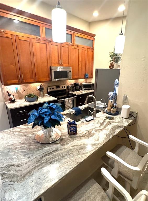 COURTYARDS OF CAPE CORAL SOUTH - Residential Lease