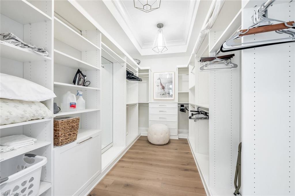 AQUALANE SHORES - Residential Lease