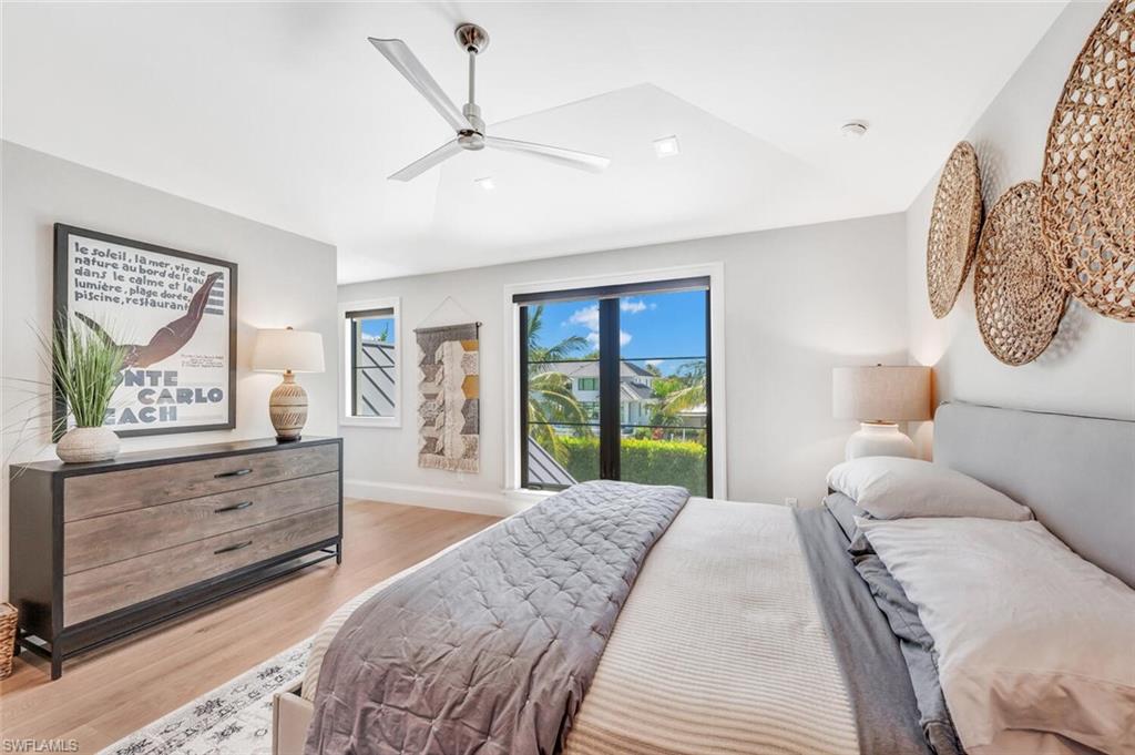AQUALANE SHORES - Residential Lease