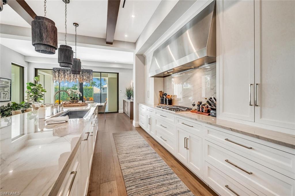AQUALANE SHORES - Residential Lease