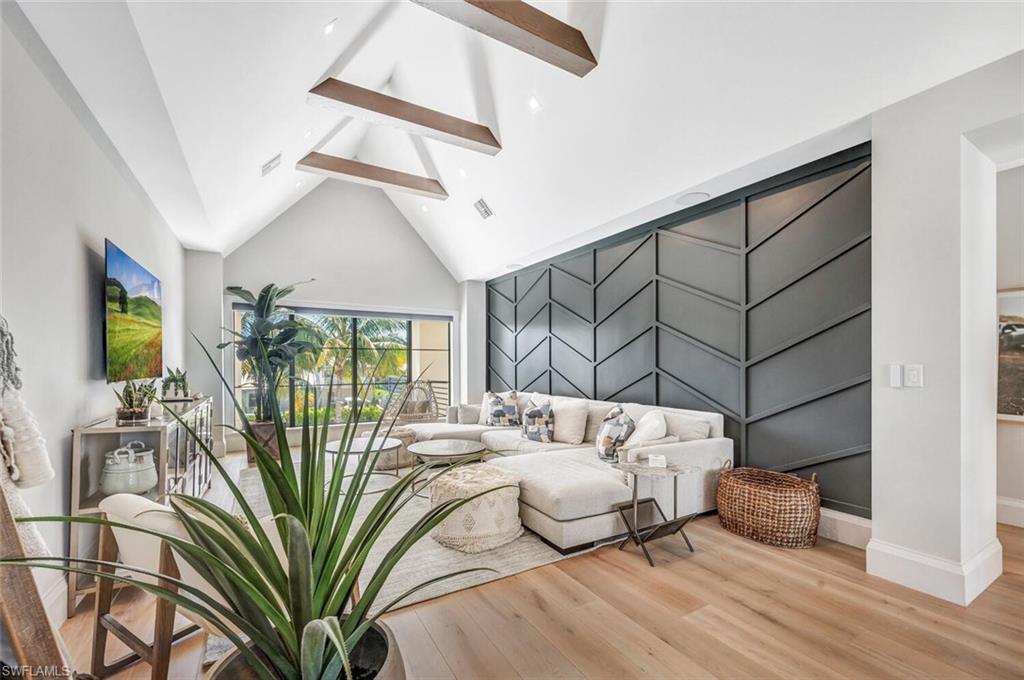 AQUALANE SHORES - Residential Lease