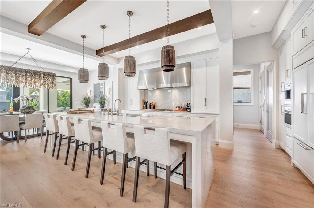 AQUALANE SHORES - Residential Lease