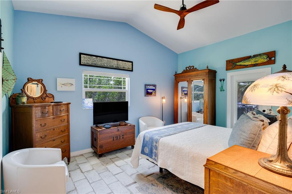 BAYSHORE VILLAGE - Residential