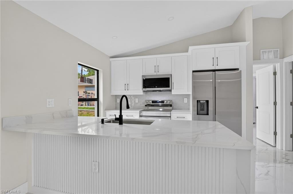 GOLDEN GATE ESTATES - Residential