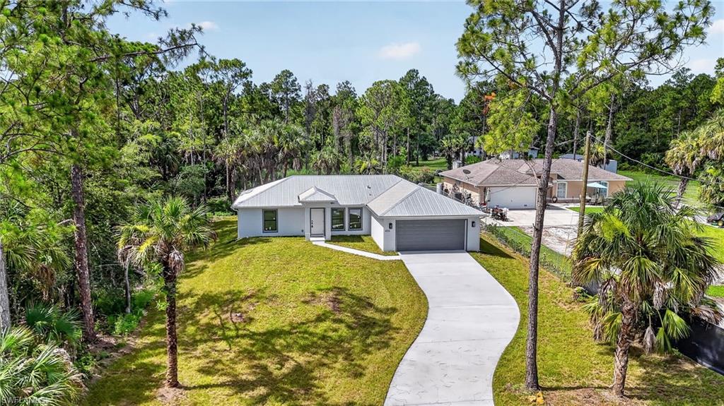 GOLDEN GATE ESTATES - Residential